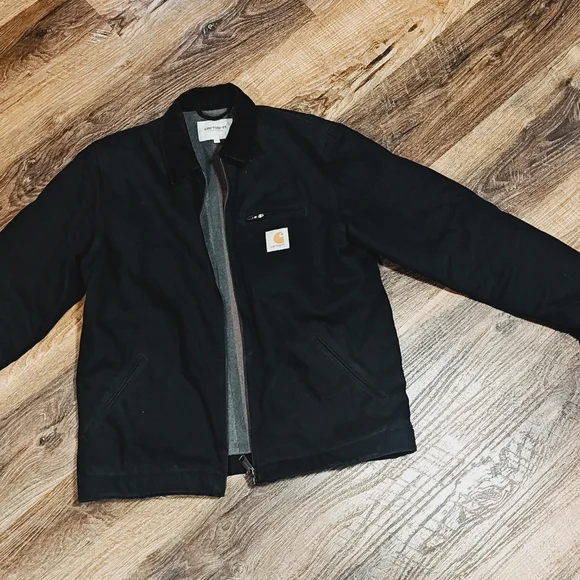 Black Carhartt Jacket - Picture 2 of 7